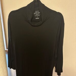 Torrid Black Long Sleeve Women's Tee